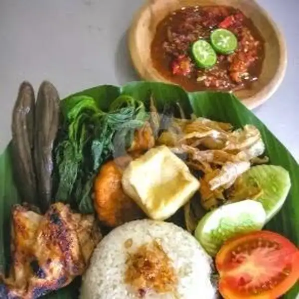 Tempong Ayam + Es Teh | Warung Kank Supri, Denpasar