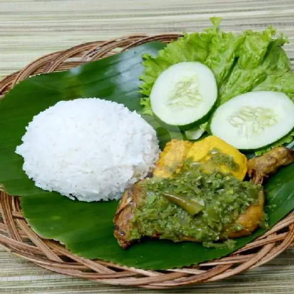 Nasi Ayam Penyet Sambal IJO jeletot | GEPREK HOT JELETOT