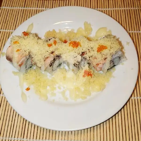 Crispy Salmon Roll ( 4 Pcs) | Sushi Kaila, Pondok Aren