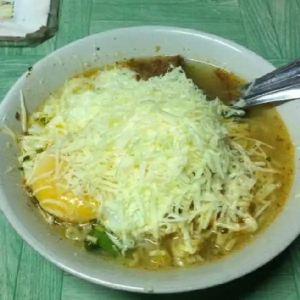 Indomie Rebus Telor Keju (keju Kraft Asli + Saos) | Roti Bakar Japar 48, Pinang Ranti