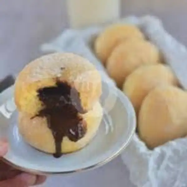 donuts kentang isi coklat 2 pcs | Kedai Diwa 19, Pondok Gede