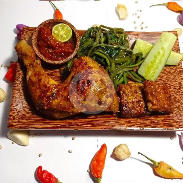 Ayam bakar super komplit | Special Ayam Bakar Sambel Mekeplug, Buana Kubu