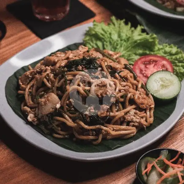 Mie Goreng Kangkung Belacan + Lapciong | Ashiang Kitchen, Serma Made Pil