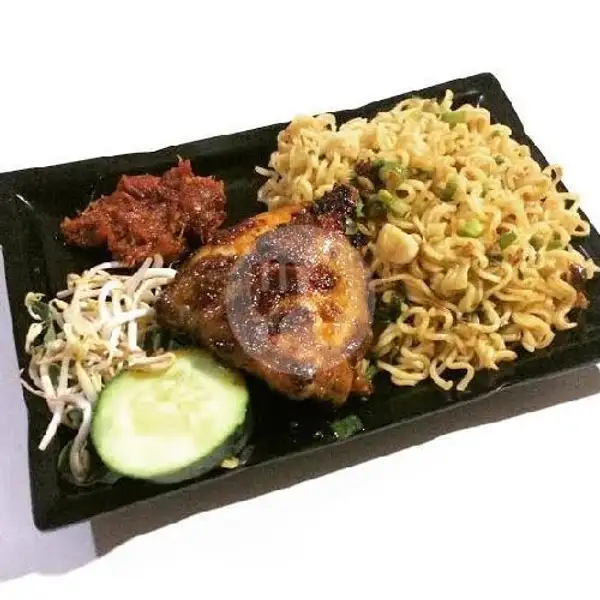 Paket Indomie Ayam Bakar Bbq | Warung Shakaro, Kramat Jati