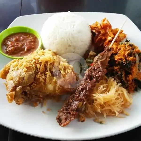 Nasi Urap Ayam Penyet Dada + Sate | Ayam Penyet Jakarta, Dr Mansyur