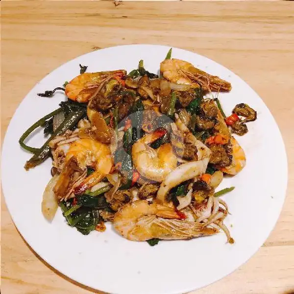 Cha Kangkung Seafood Saus Tiram | Ikan dan Ayam Bakar Jeletot, Kubu Kuliner
