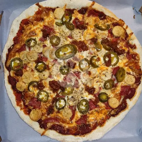 Pizza Spicy MEATLOVER Jalapenos (Large/ 30cm) | Emmaethanpizza, Purwokinanti