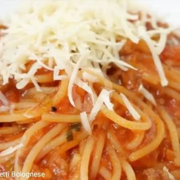 Spaghetti Bolognese | The Liter, Summarecon Bekasi