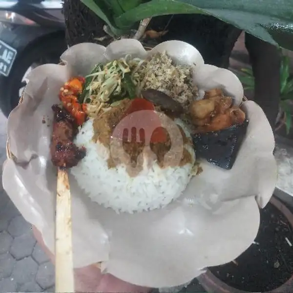 Nasi Babi Guling Hemat | Babi Guling Swari, Denpasar