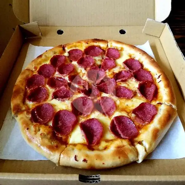 Special Beef Pepperoni (large) | R&T Pizza, Serang