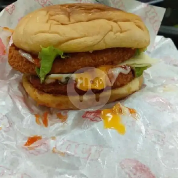 Burger Berto Double Chicken Crispy GOJEK TERUS | Burger Berto, Karangploso