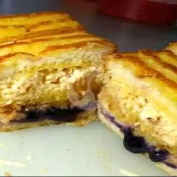 Roti Bakar Keju + Blueberry | Roti Benk, Roti Bakar dan Roti Komplit