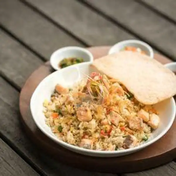 Salmon Fried Rice | Herb And Spice Café & Resto, Pasirkaliki