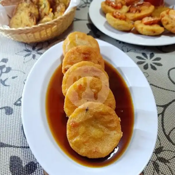 Bakwan Kuah ( Isi 5 ) | Ayam Penyet Dan Ikan Bakar Cafe Oren, Kebon Kacang