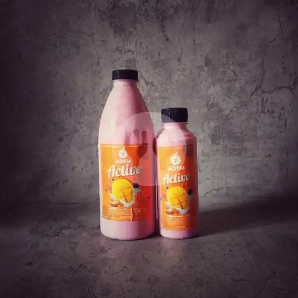 Get 2 Bottles Of Yummy Red Berry | Adem Juices & Smoothies, Denpasar