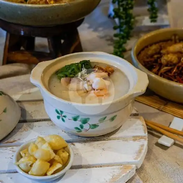 Pork Porridge | Halo Cafe (by Tiny Dumpling), Terusan Sutami