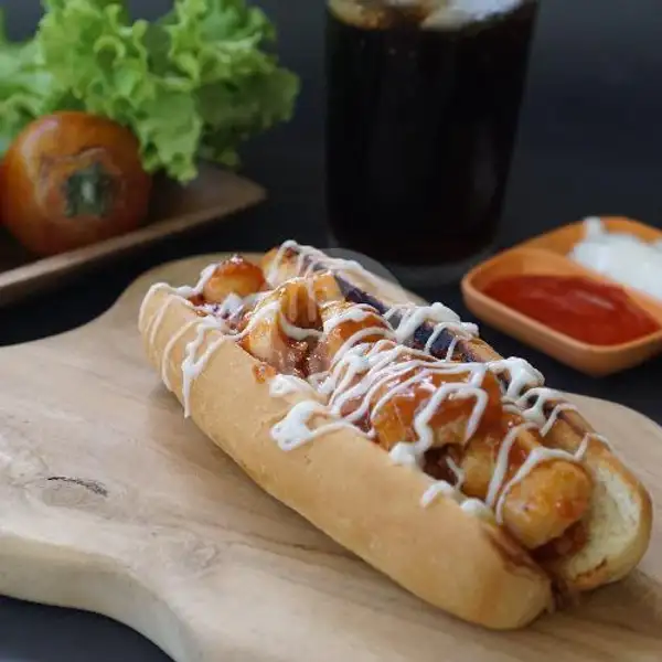 Hotdog Bakso Saos Merah Legit | Rasa Kita, Pinata Foodcourt Pertokoan IDT Genteng Biru