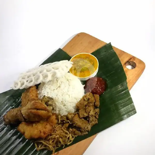 Nasi Campur Ayam | Pecel dan Rawon, Merapi
