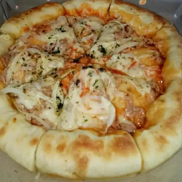 Extra Sosis Pinggir Isi (jumbo) | Pizza Dezzo, Giwangan