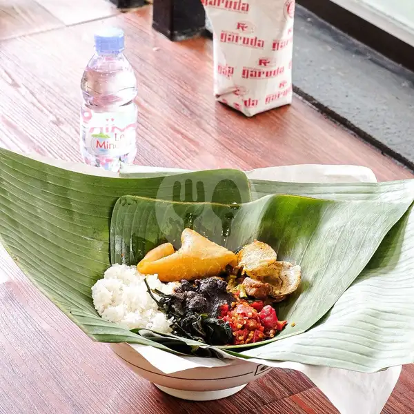 Nasi Bungkus + Kikil + Air Mineral | Restoran Garuda, Palang Merah