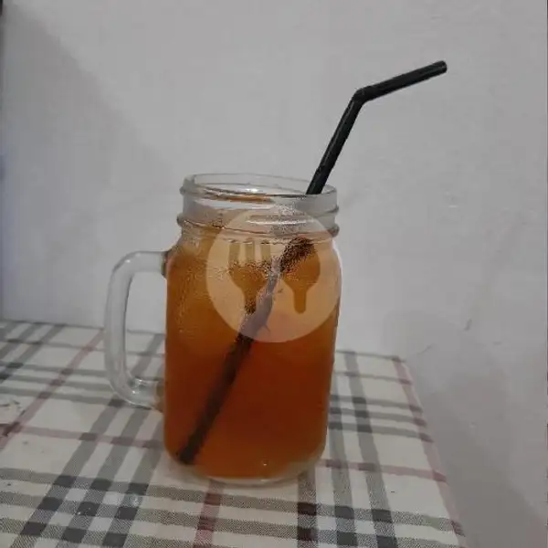 Es teh | Bebek Sinjaya Kuripan, Banjarmasin Timur