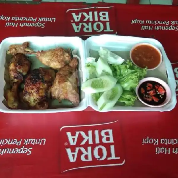 Paket keluarga 4 porsi ayam+nasi+sambal+lalap BONUS air mineral | Pondok Ayam Bakar tik Tik Duri Kepa, Green Ville