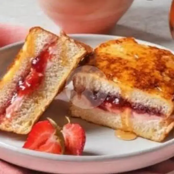 Roti Bakar Strawberry Keju Susu | Kedai Rambo, Cempaka Putih Barat