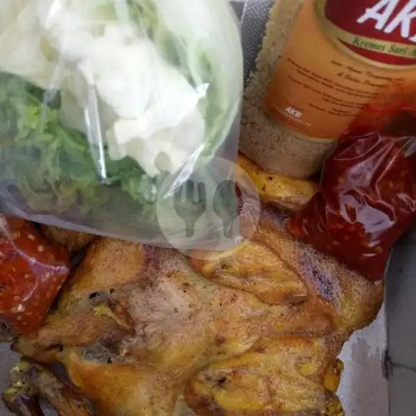 Ayam Utuh Negri Spesial Kremes AKB | Ayam Kremes Bengawan, Denpasar