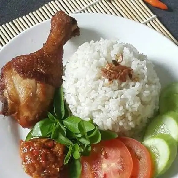 PAKOM-B Nasi Ayam Paha Tahu Tempe Sambal Mede Pedas | Oseng Mercon Brow, Cengkareng