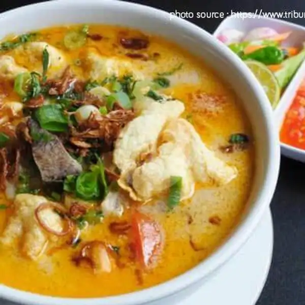 Soto Betawi Daging Sapi + Nasi + Kerupuk | Soto Betawi Hj. Kun, MH Thamrin