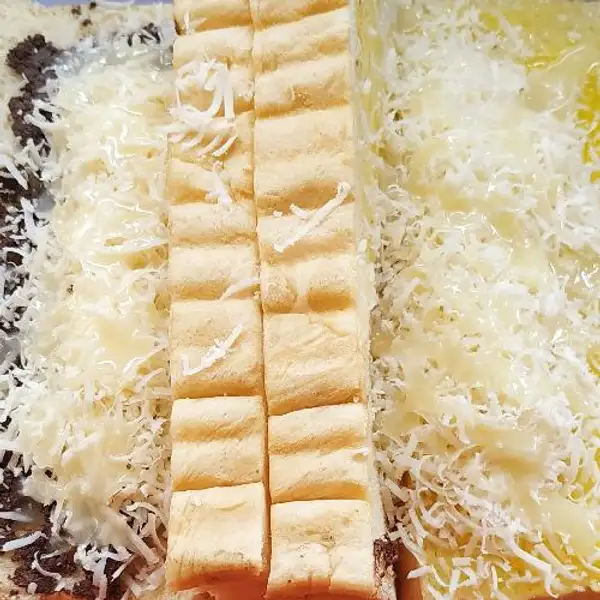 Roti Bakar Khas Bandung 2 Rasa Selai Kekinian + Keju(Cantumkan Rasa Pilihan) | Roti Bakar Kedai Transit, Halim Perdana Kusuma