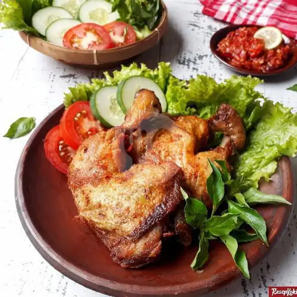 Ayam Goreng Plus Nasih Putih | Lalapan Anugrah Jaya Kuliner 2, Denpasar