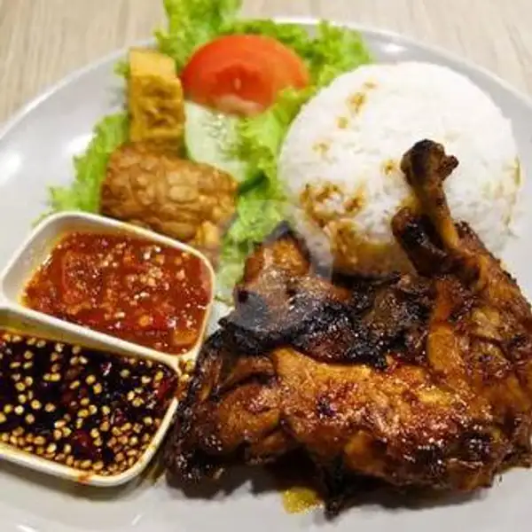 Nasi + Ayam Bakar | Ayam Goreng Mah Irwan, Kopo Cirangrang