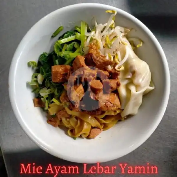 Mie Lebar Yamin | Mie Ayam Rock n Roll Surabaya