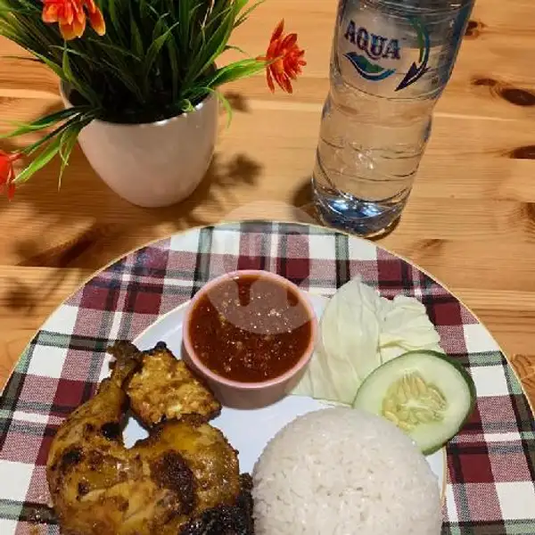 Ayam Bakar+Nasi+Es Lemon Tea | Warung Bangka Jaya, Denpasar