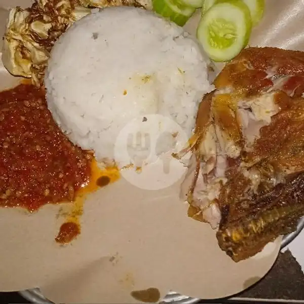 Nasi Uduk Ayam Geprek Dada Dan Tahu Tempe Sambal Merah | Nasi Goreng Aceh 21, Kebon Kacang
