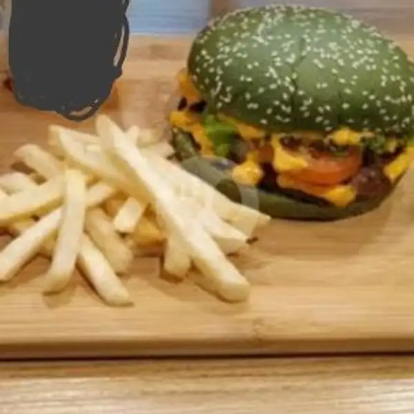Burger Green + Cheese + French Fries | Angkringan Zaid