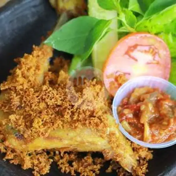 Ayam Gorrng+Nasi+Sambal Lalap+Kerpuk | Sop Ceker Sedap