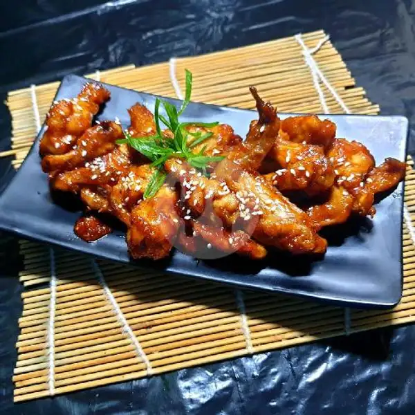 Chicken Wings Saos Gochujang | RM Mr Lee, Gatot Subroto