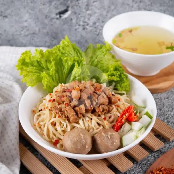 Meat Ball Noodle | Networking Cafe And Co Working Space, Gubeng