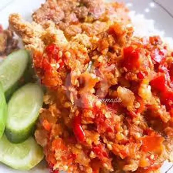 Ayam Geprek Plus Nasi | Nasi Tempong Pedas Maut, Nusa Kambangan