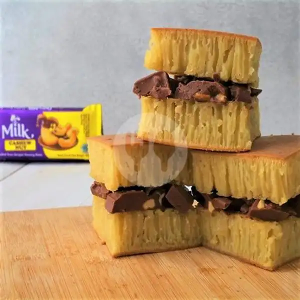 Cadbury Diary Milk Cashew Nut (Large) | Martabak Orient, Gading Serpong