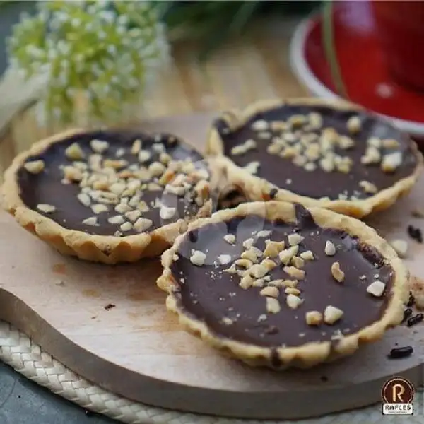 Pie Talas Chocolate Peanut | Kue Lapis Talas Dan Bolu, Pekayon