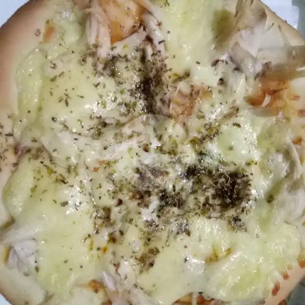 Pizza Ayam Ozora Sz M | Pizza Ozora, Gundih