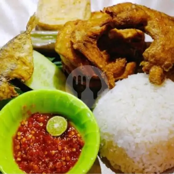 Nasi Tempong Ayam Goreng Biasa/Kecil | Nasi Goreng Rizky Banyuwangi, Bypass Ngurah Rai