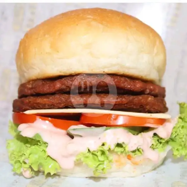 Sapi Double Telur Keju Lokal | May Burger Batam (Ramly Tiban), Bank Mandiri Tiban