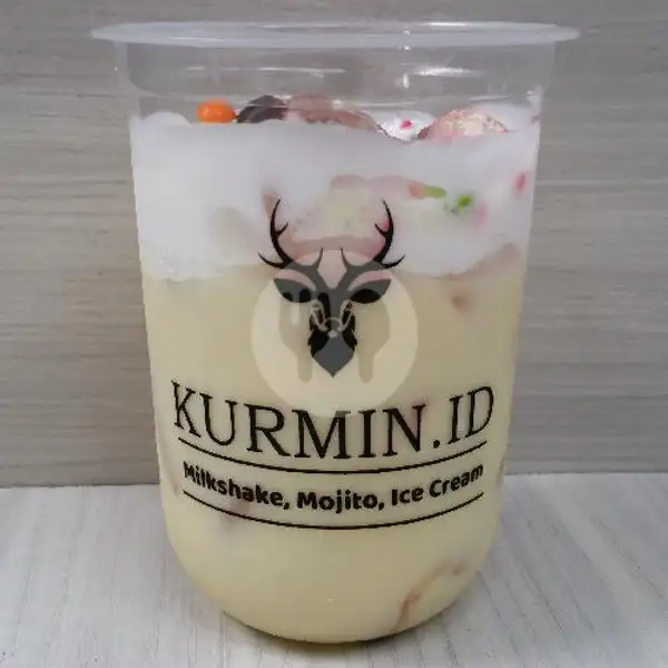 Milky Banana (w/ cheese foam and ice cream) | Dapoer Othentic, Jalaprang