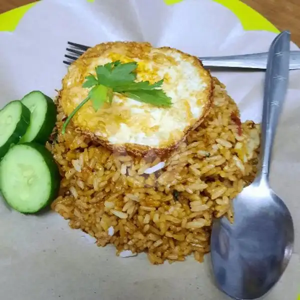 Nasi Goreng Telor Ayam + Es Teh Poci | Pociku, Nangka Selatan