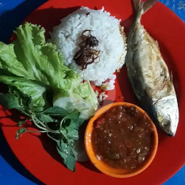 Ikan Asin Peda | Ayam Bakar Pondok Pratiwi, Kebon Kacang