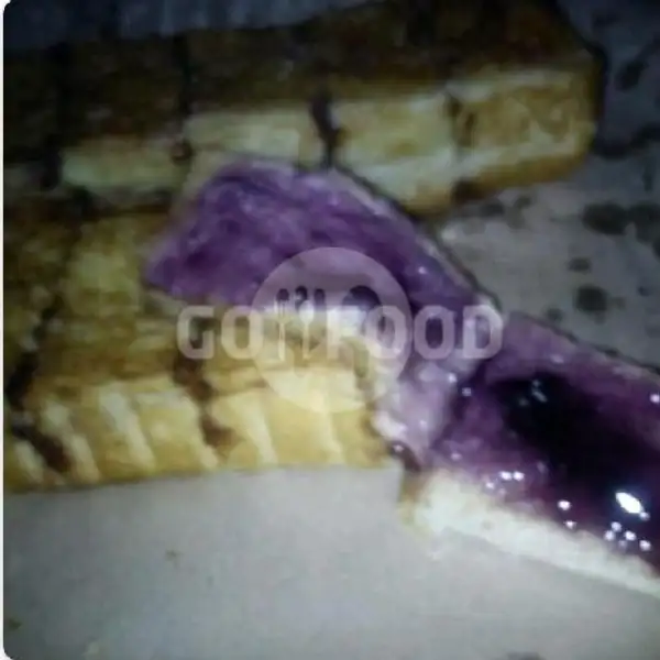 Blueberry + Kacang | Roti Bakar Khas Bandung Double Rasa Bang Jo, Mayjen Sutoyo S